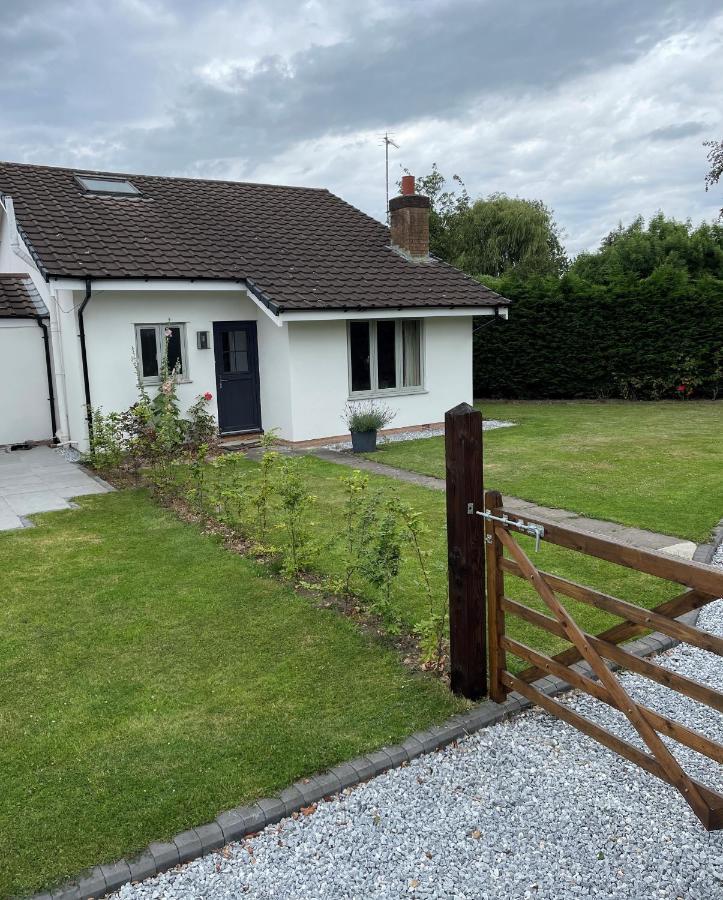 Fir Tree Cottage Честер Экстерьер фото